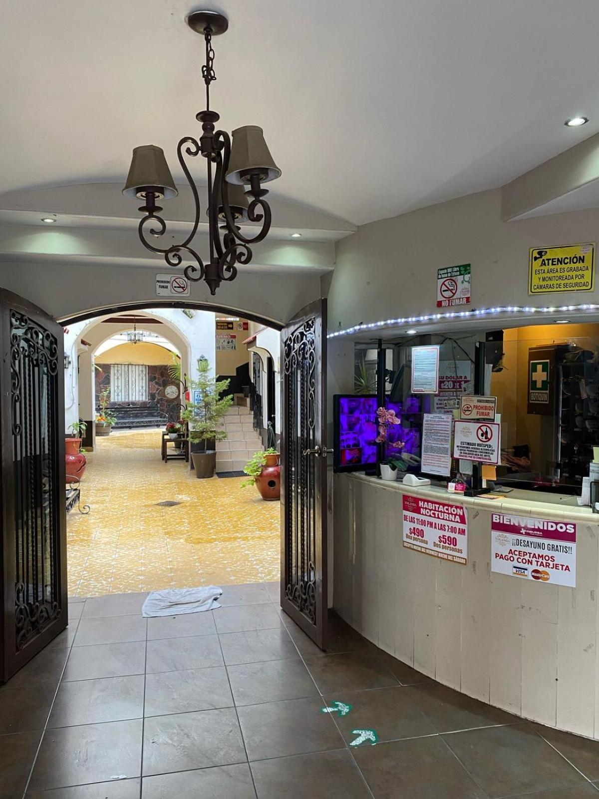 Hotel Yolanda Тіхуана Екстер'єр фото